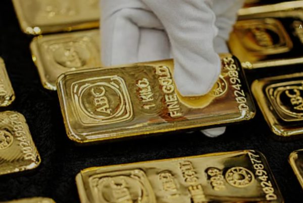How Much Can You Save by Buying Kg of Gold in Dubai