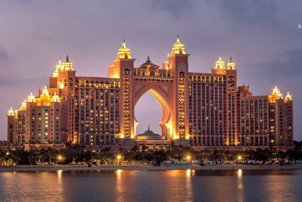 Dubai hotel price drop