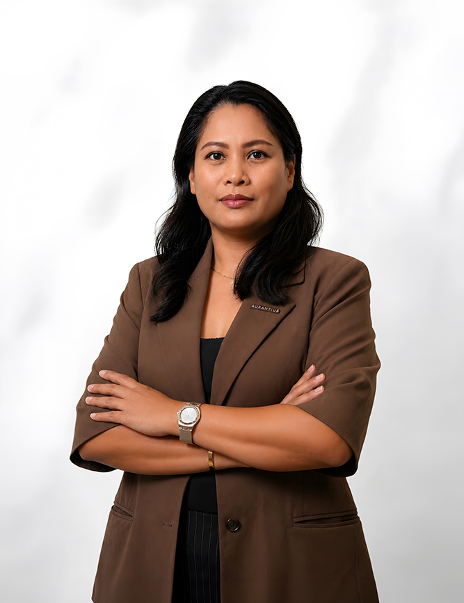 Iryn Ogayre Etcubanas